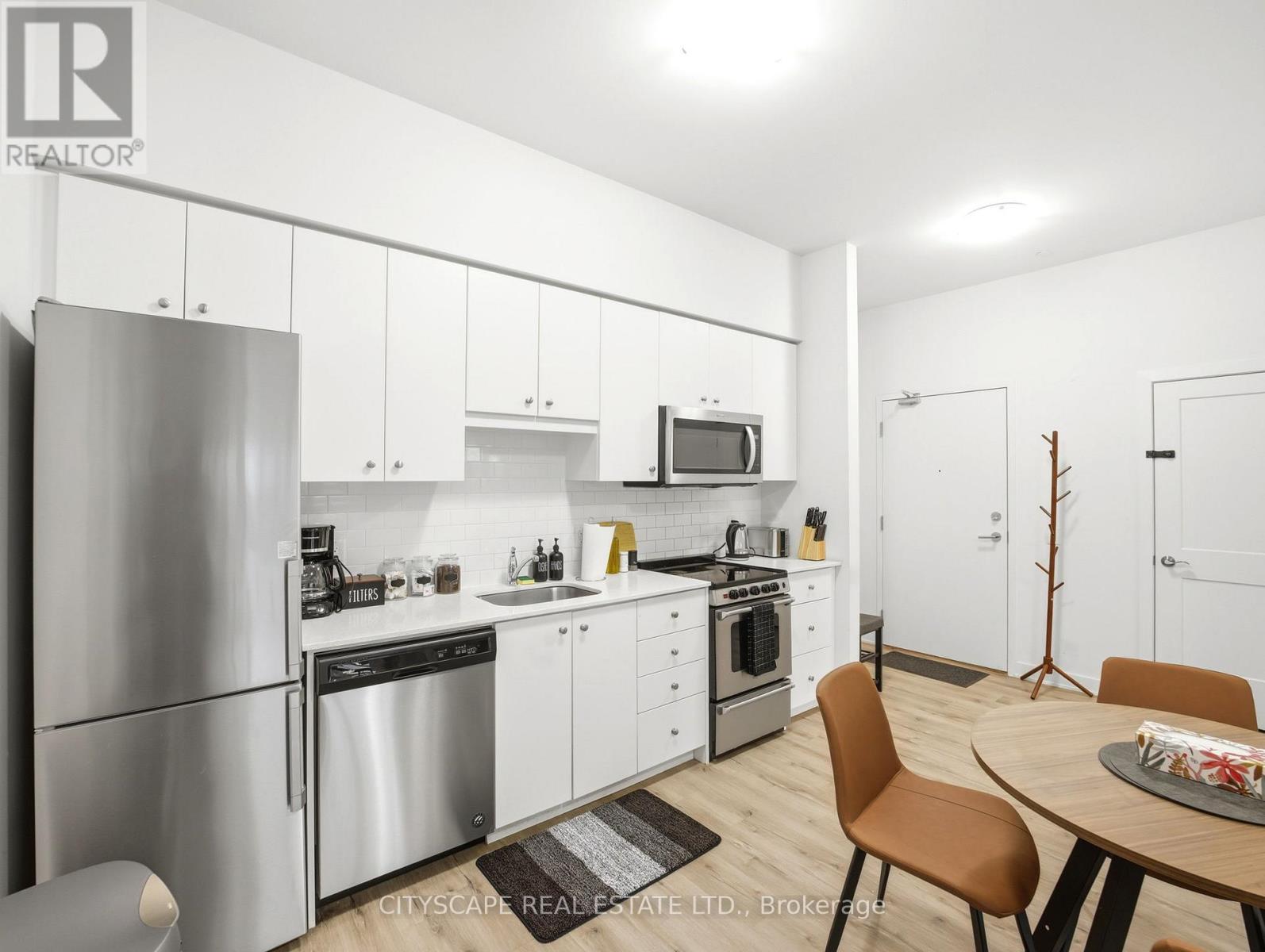 #138 110 FERGUS AVENUE - 14
