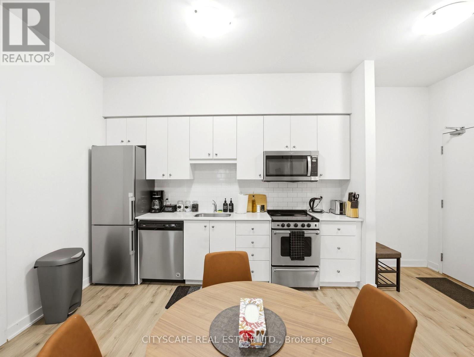 #138 110 FERGUS AVENUE - 16