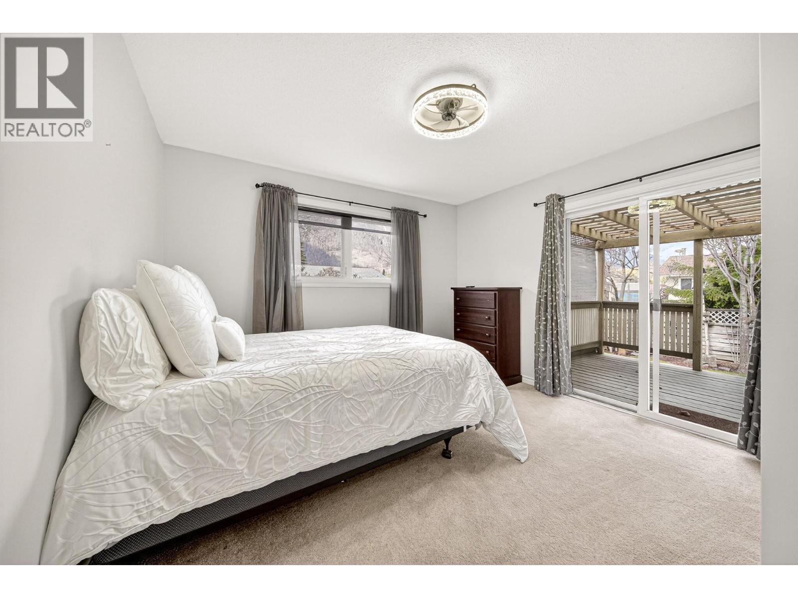 451 WHITE BIRCH CRESCENT - 17