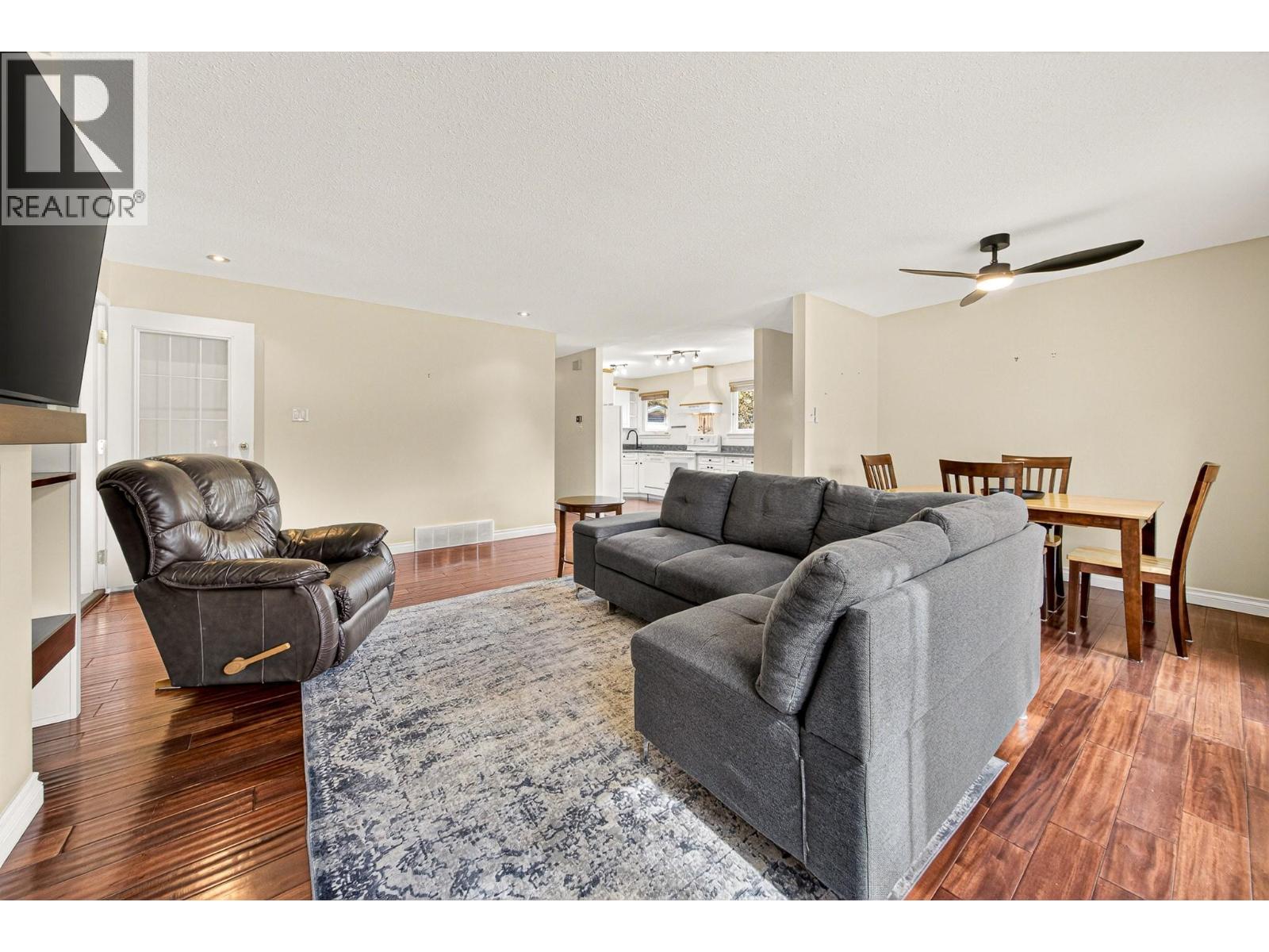 451 WHITE BIRCH CRESCENT - 9