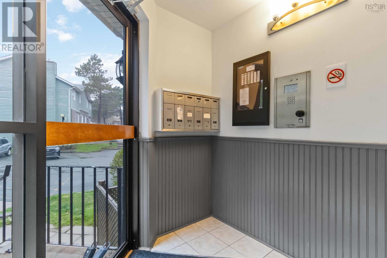 Property 4 of 30 of 303 30 Attenborough Court