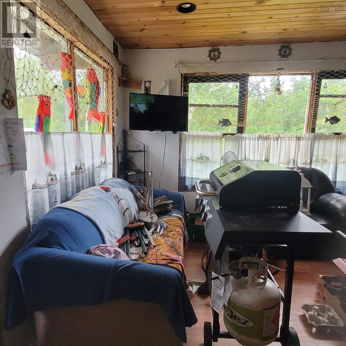 Property 7 of 26 of 37 Buddies Way