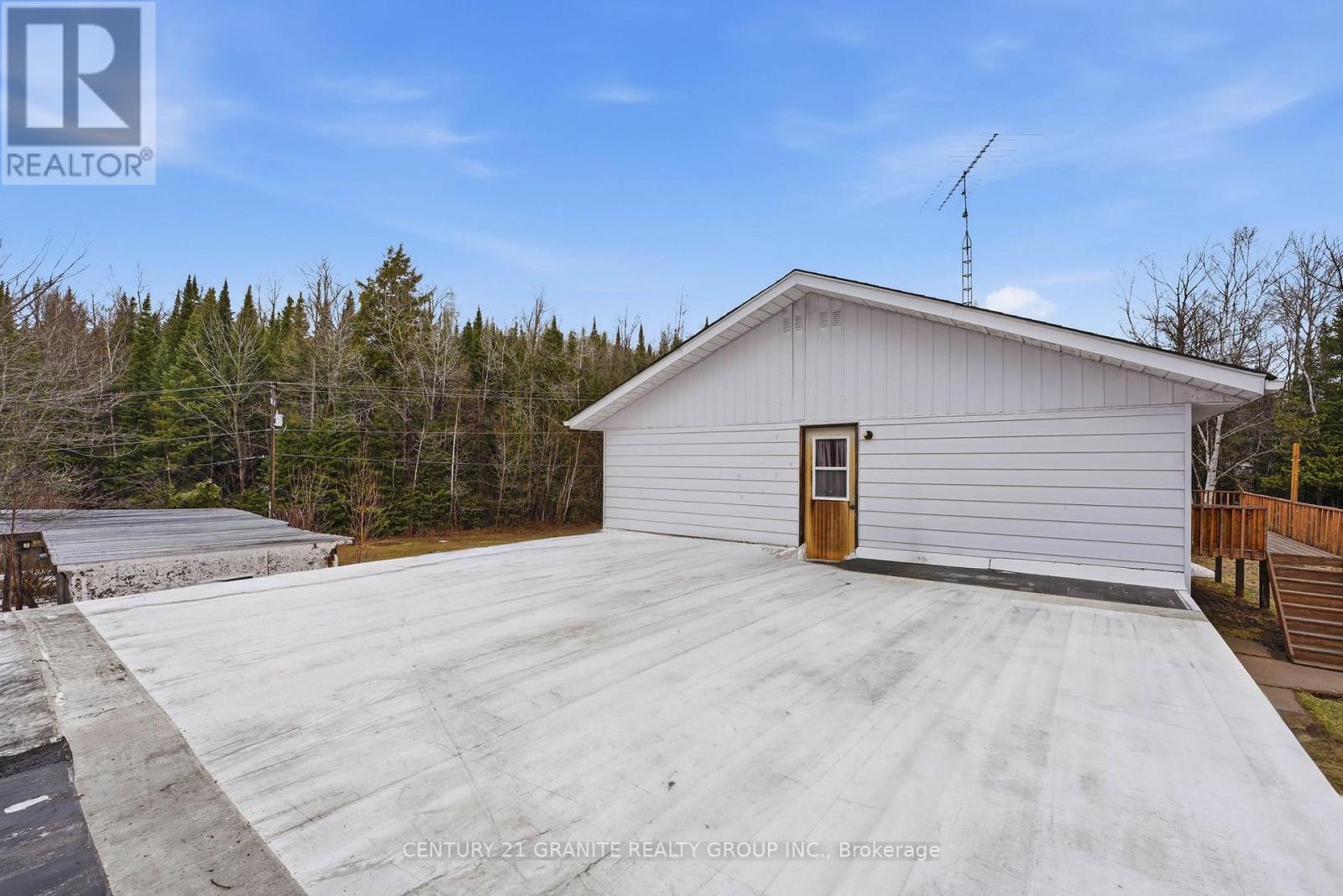 301 HYBLA ROAD - 37
