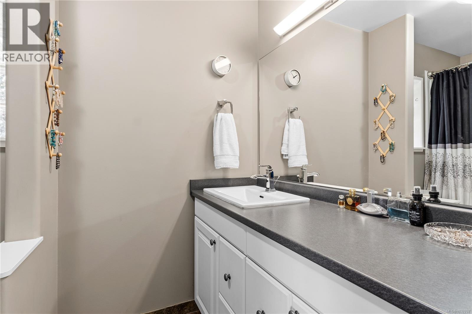 750 BRADBURY AVE - 15