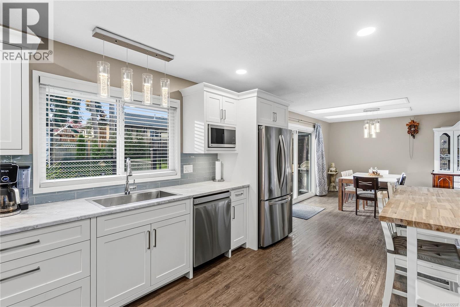 750 Bradbury Ave - 22