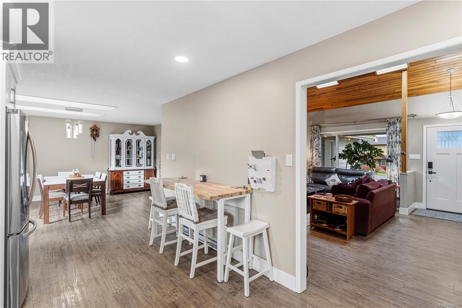 750 Bradbury Ave - 23