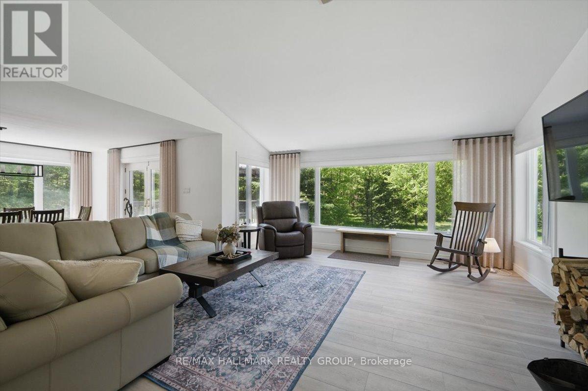 1720 DES PINS ROAD - 6