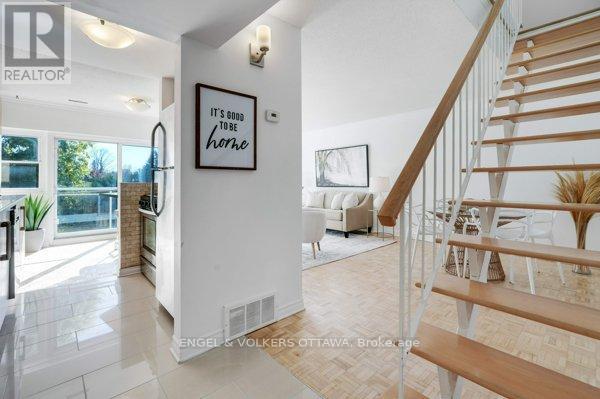 #216 12 CORKSTOWN ROAD - 21