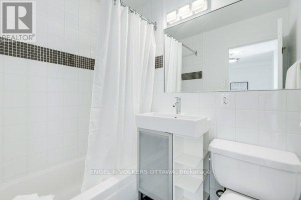 #216 12 CORKSTOWN ROAD - 28