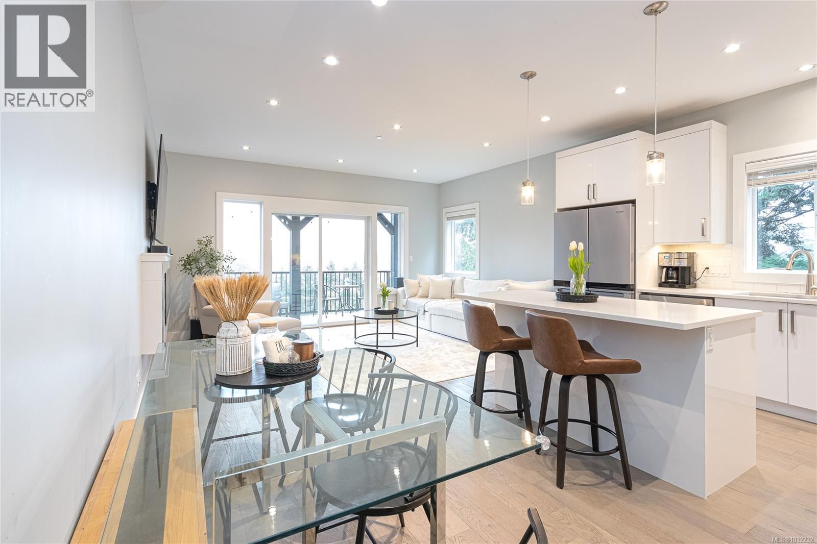 784 BRAVEHEART LANE - 4