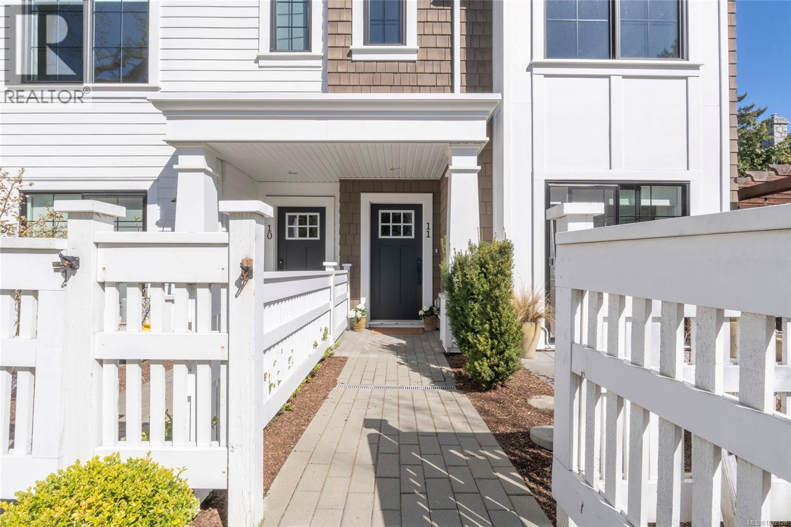 #11 1810 KINGS RD - 41