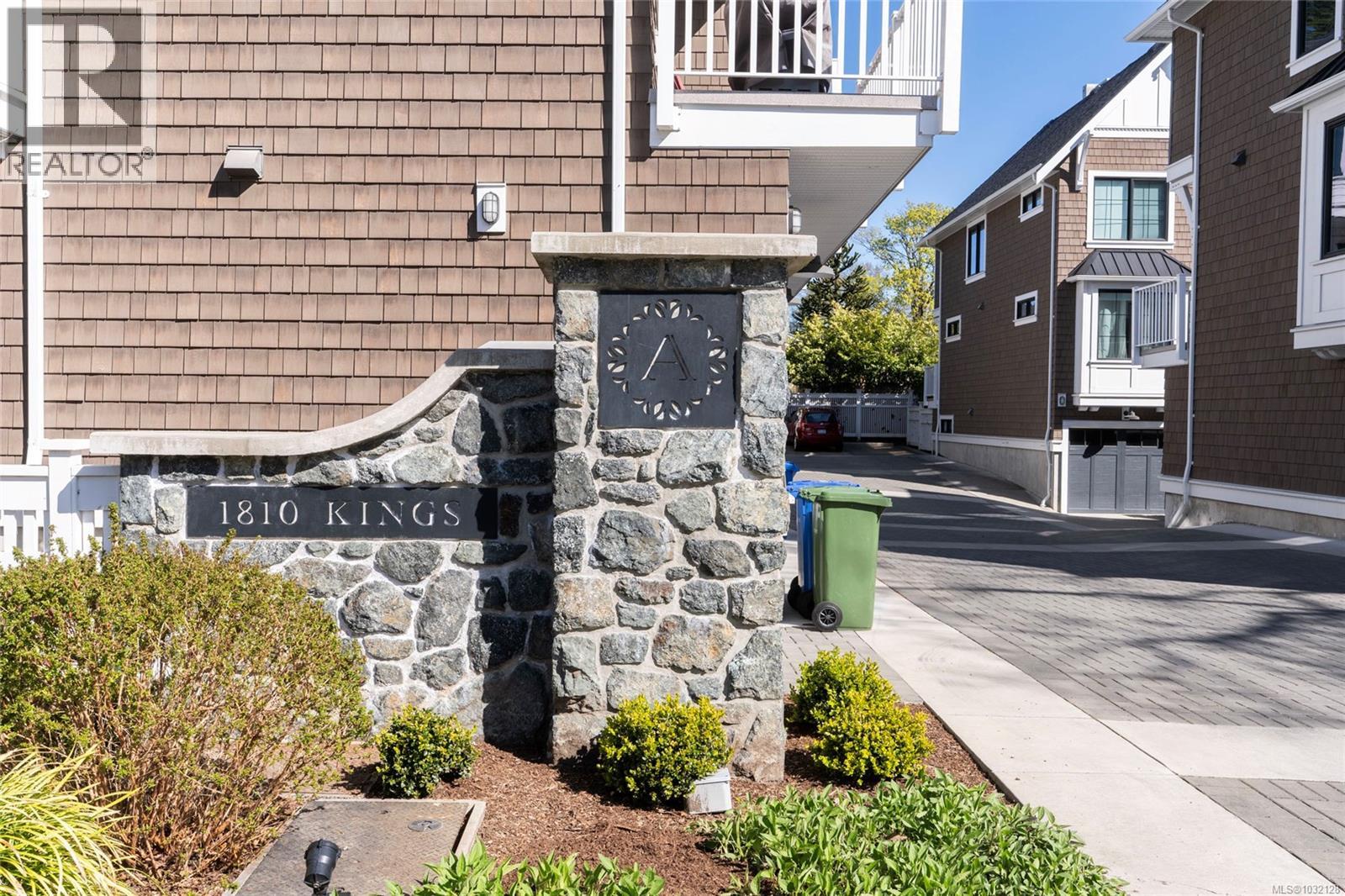 #11 1810 Kings Rd - 49