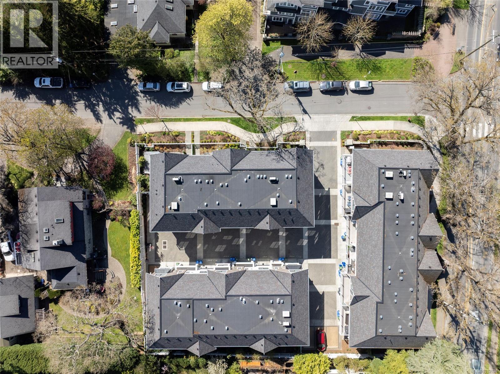 #11 1810 KINGS RD - 59