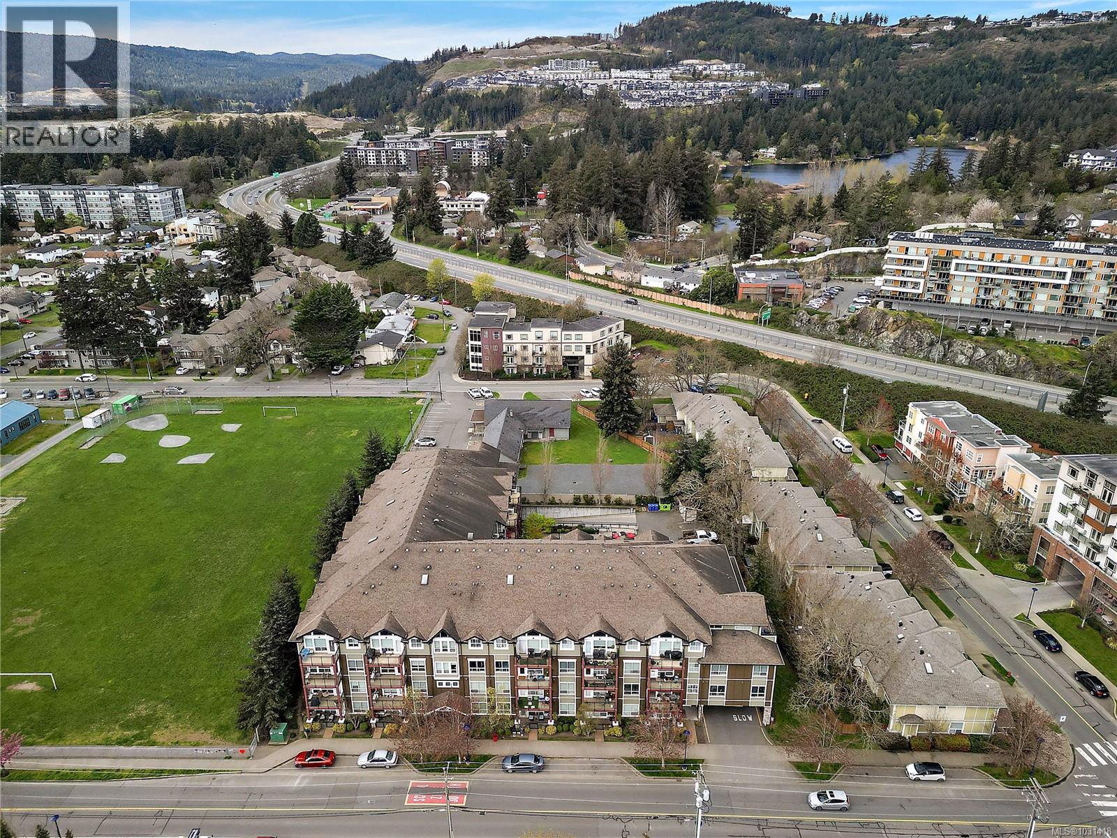 #115 2710 JACKLIN RD - 23