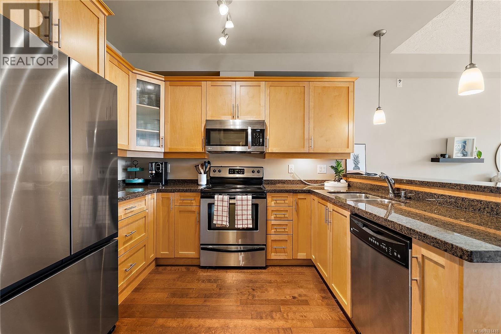 #115 2710 JACKLIN RD - 9