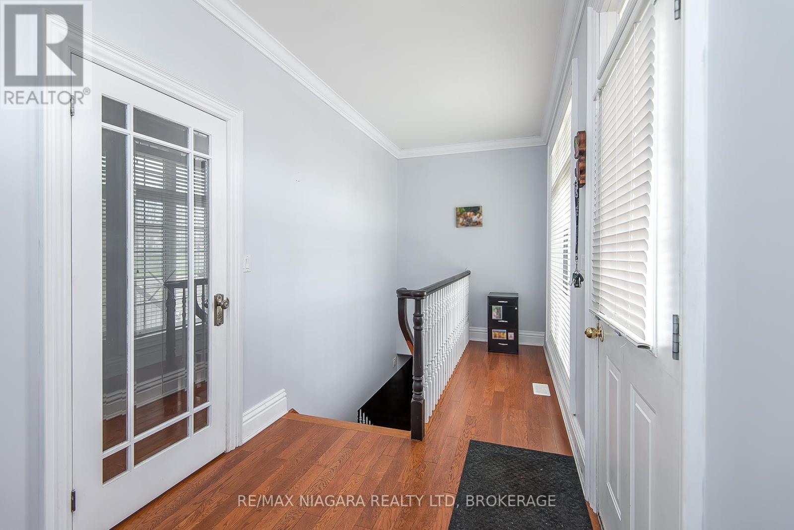 5199 SHERKSTON ROAD — photo 34