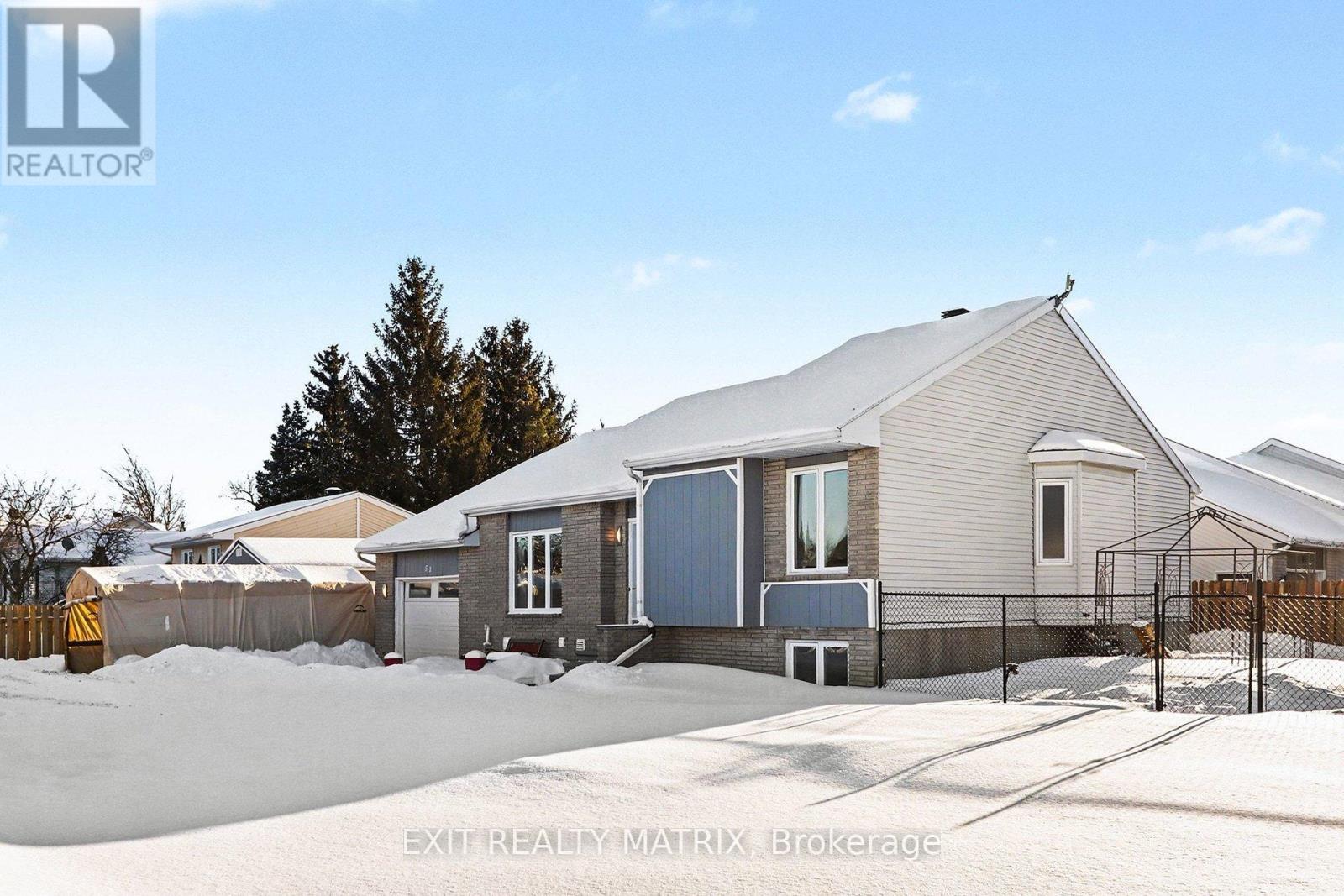 51 MARCEL STREET E - 33