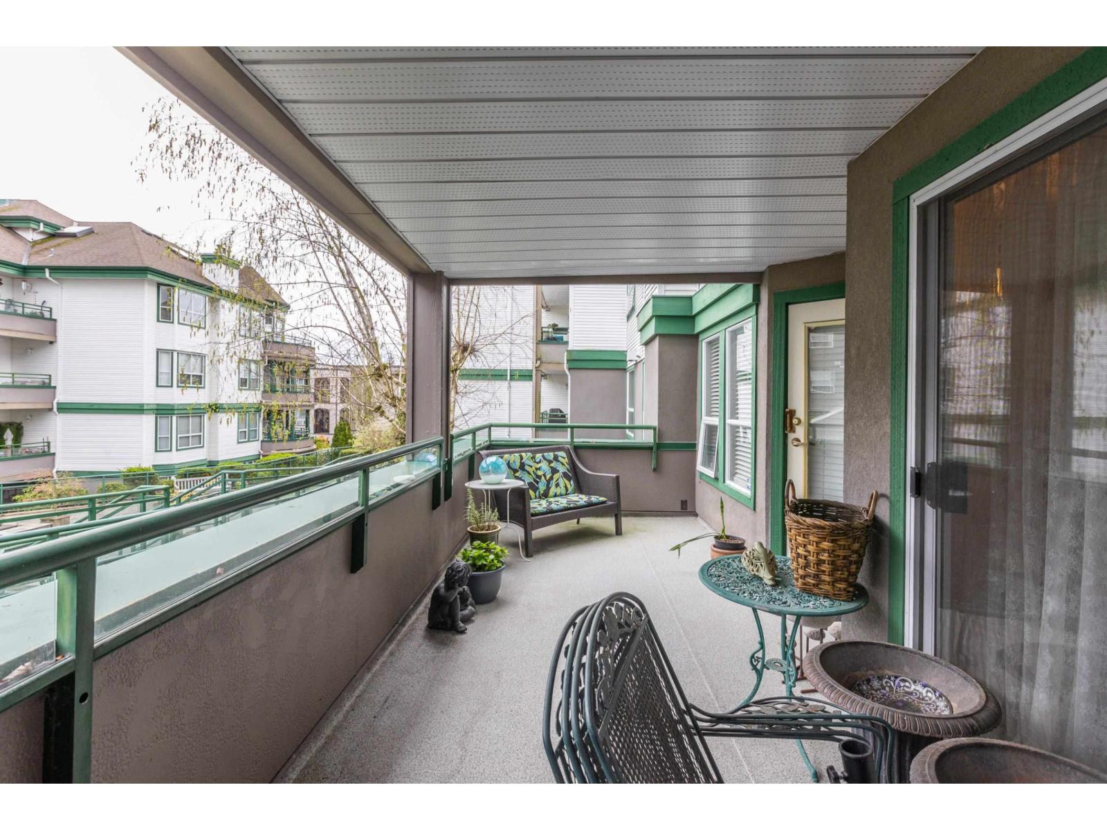 207 1576 MERKLIN STREET, White Rock