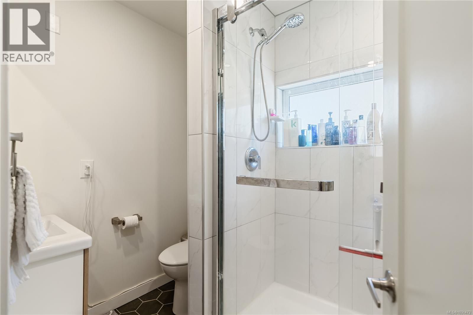 1142 NORTH PARK ST - 14