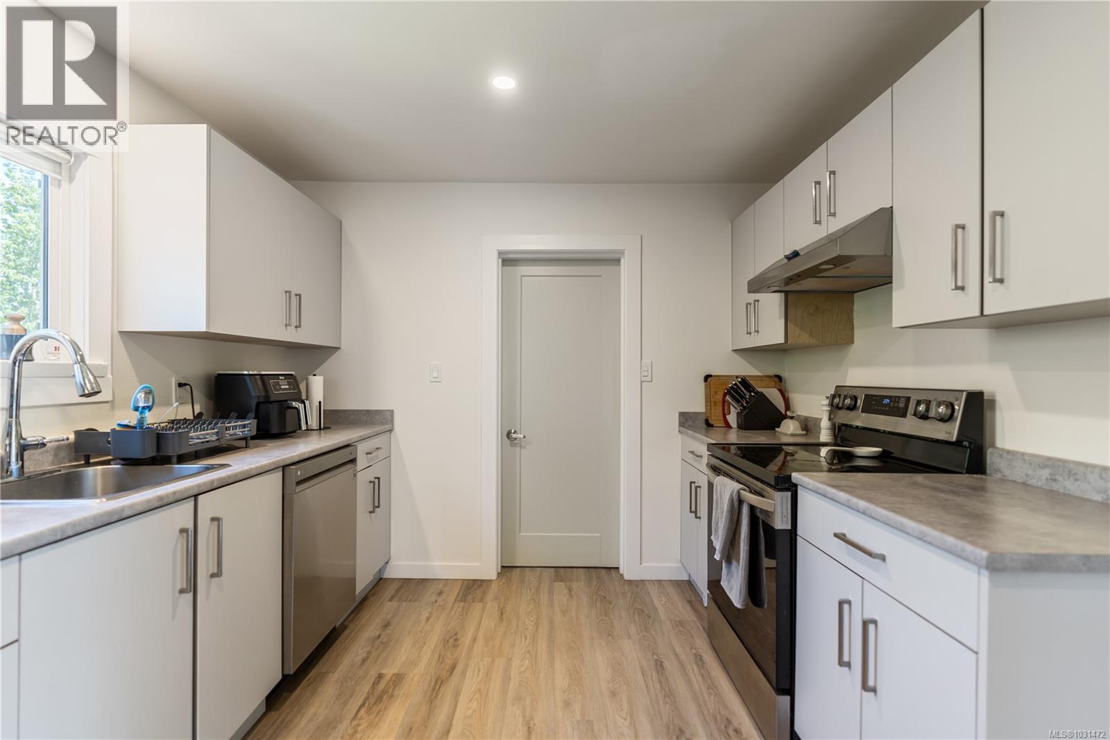 1142 North Park St - 12