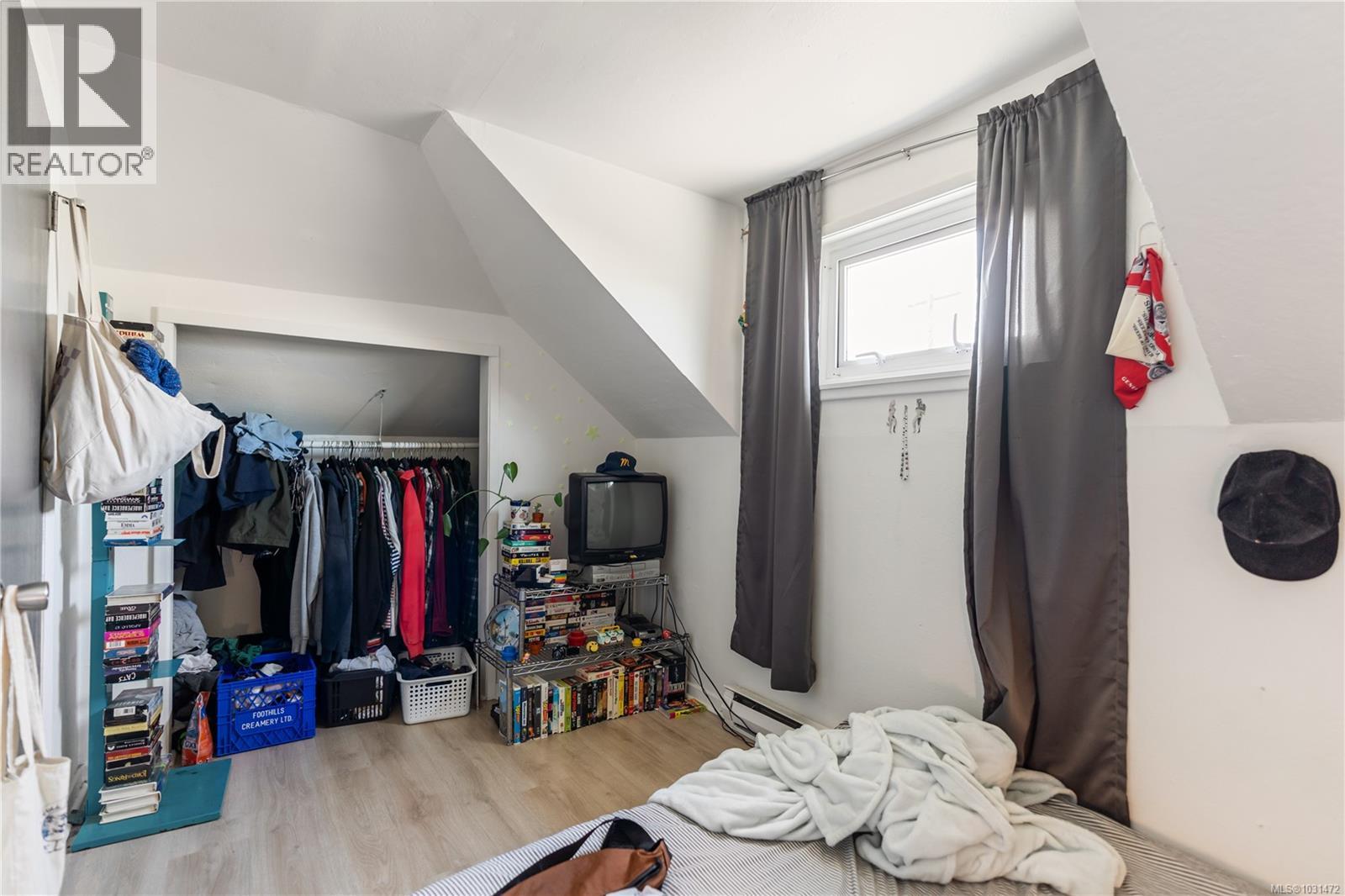 1142 North Park St - 33