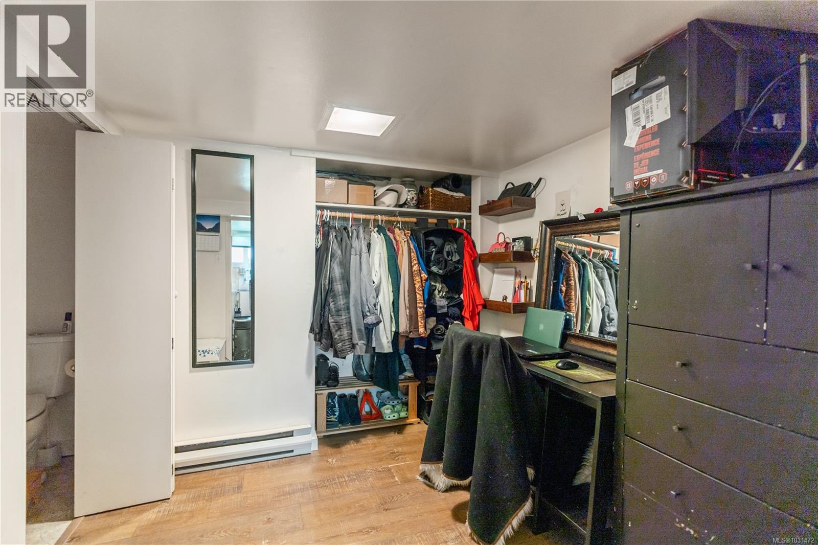 1142 North Park St - 29