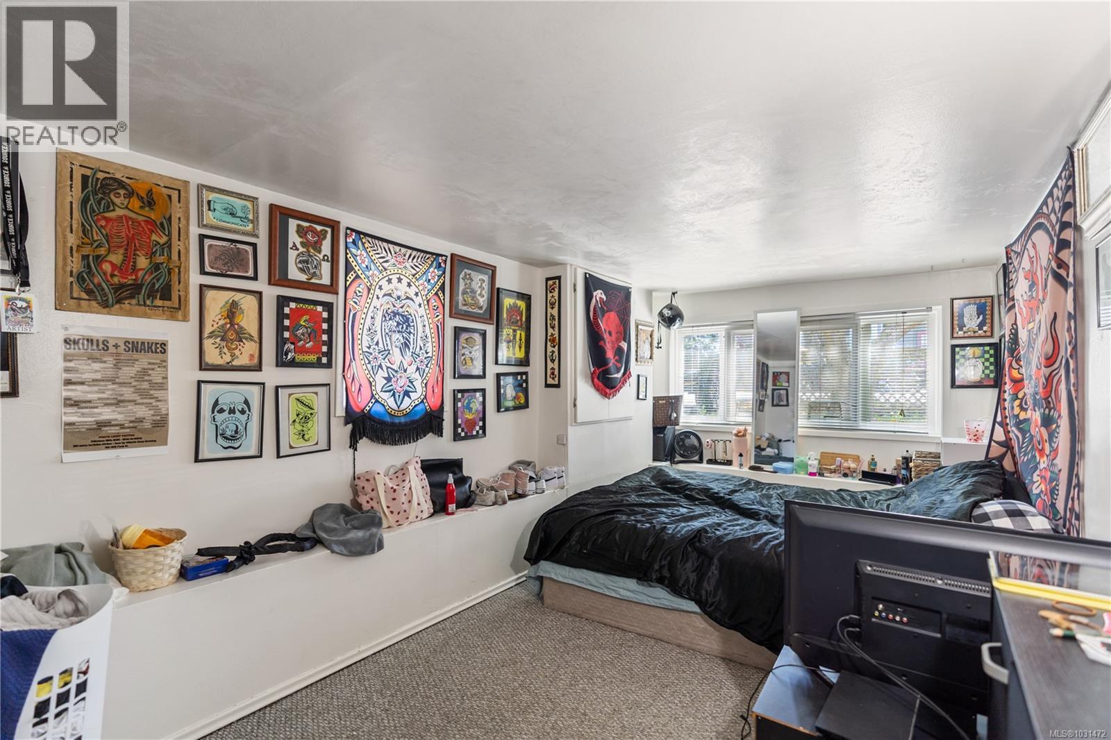 1142 North Park St - 23
