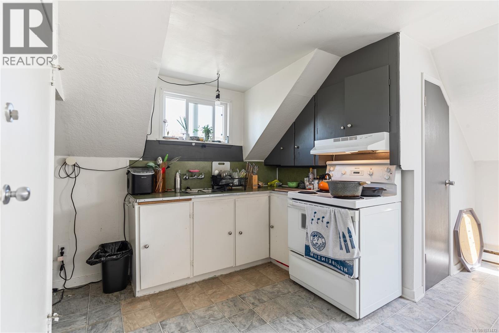 1142 NORTH PARK ST - 38