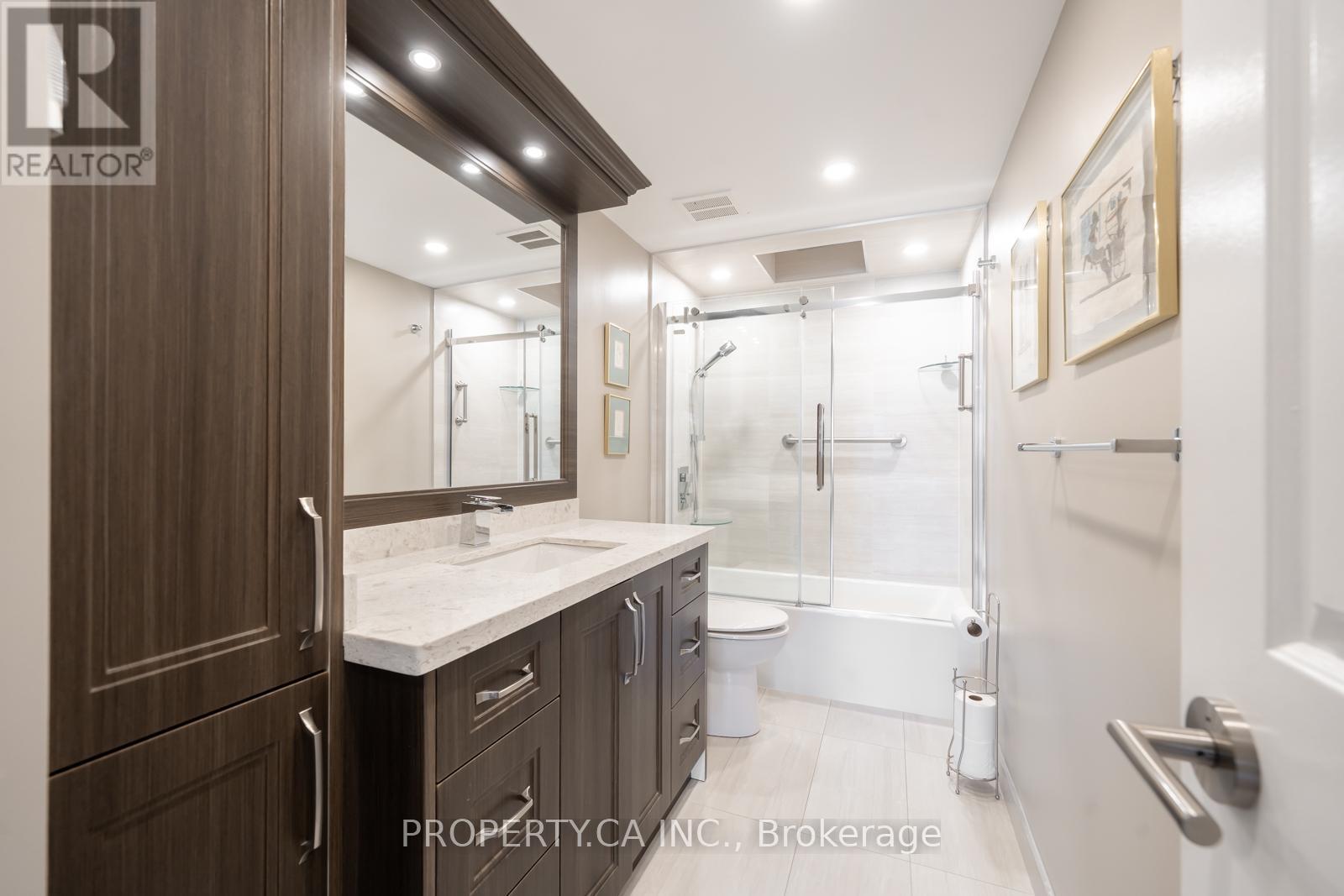 #604 65 SPRING GARDEN AVENUE - 18