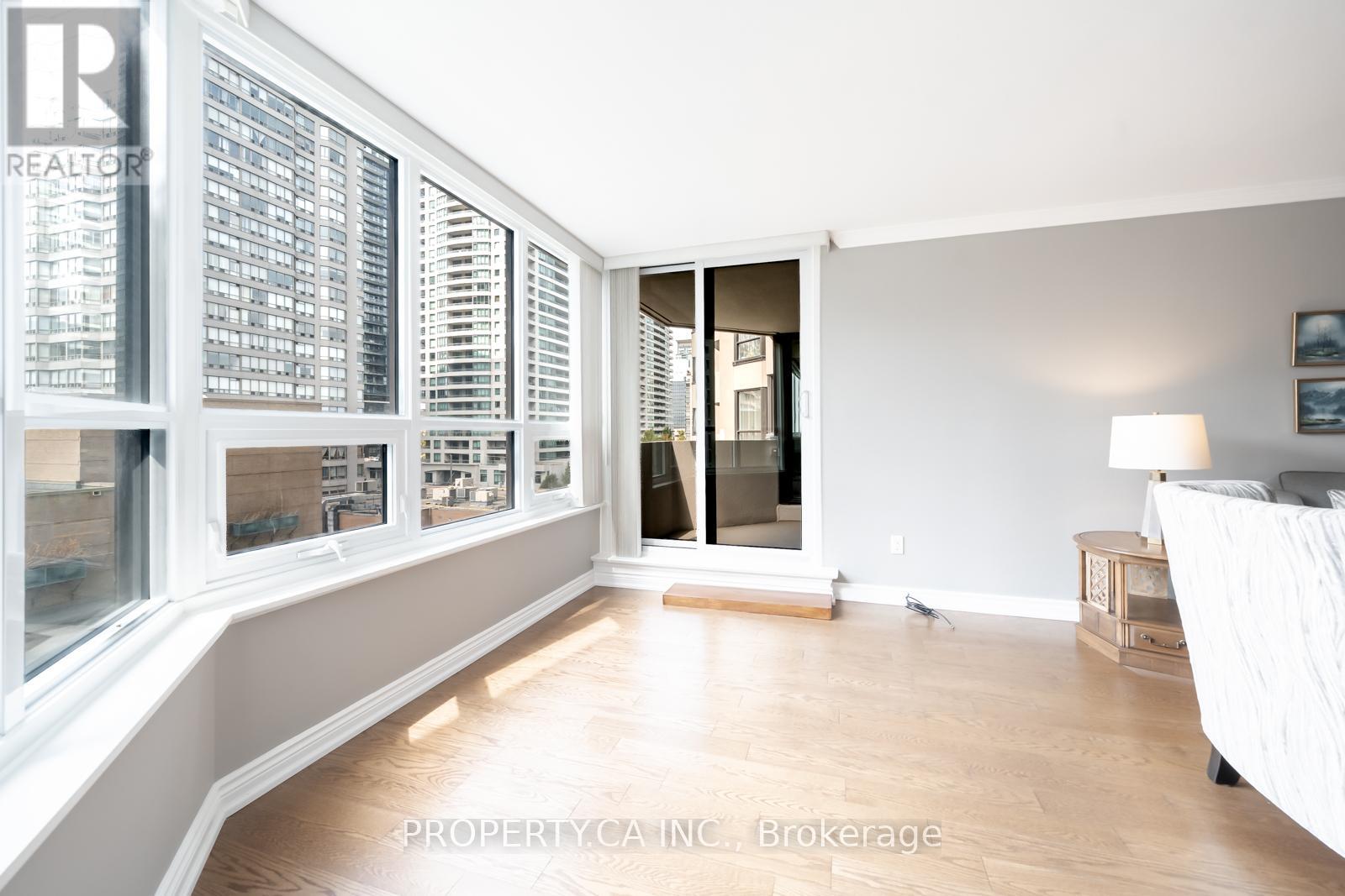#604 65 SPRING GARDEN AVENUE - 7