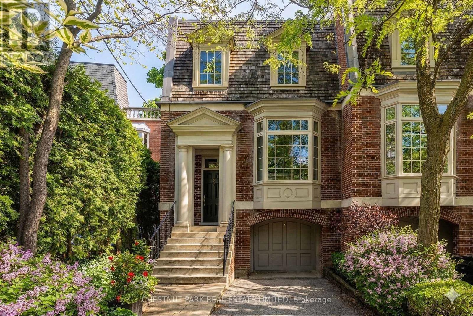 Listing photo of 40 SUMMERHILL GARDENS