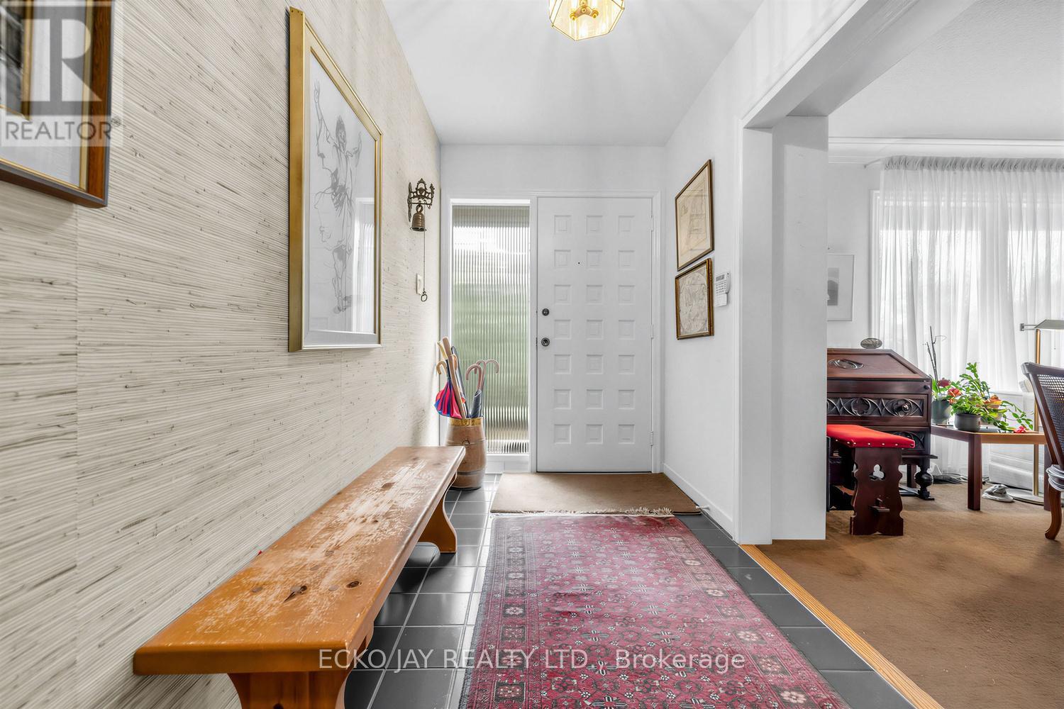 5 BIXBY COURT - 2