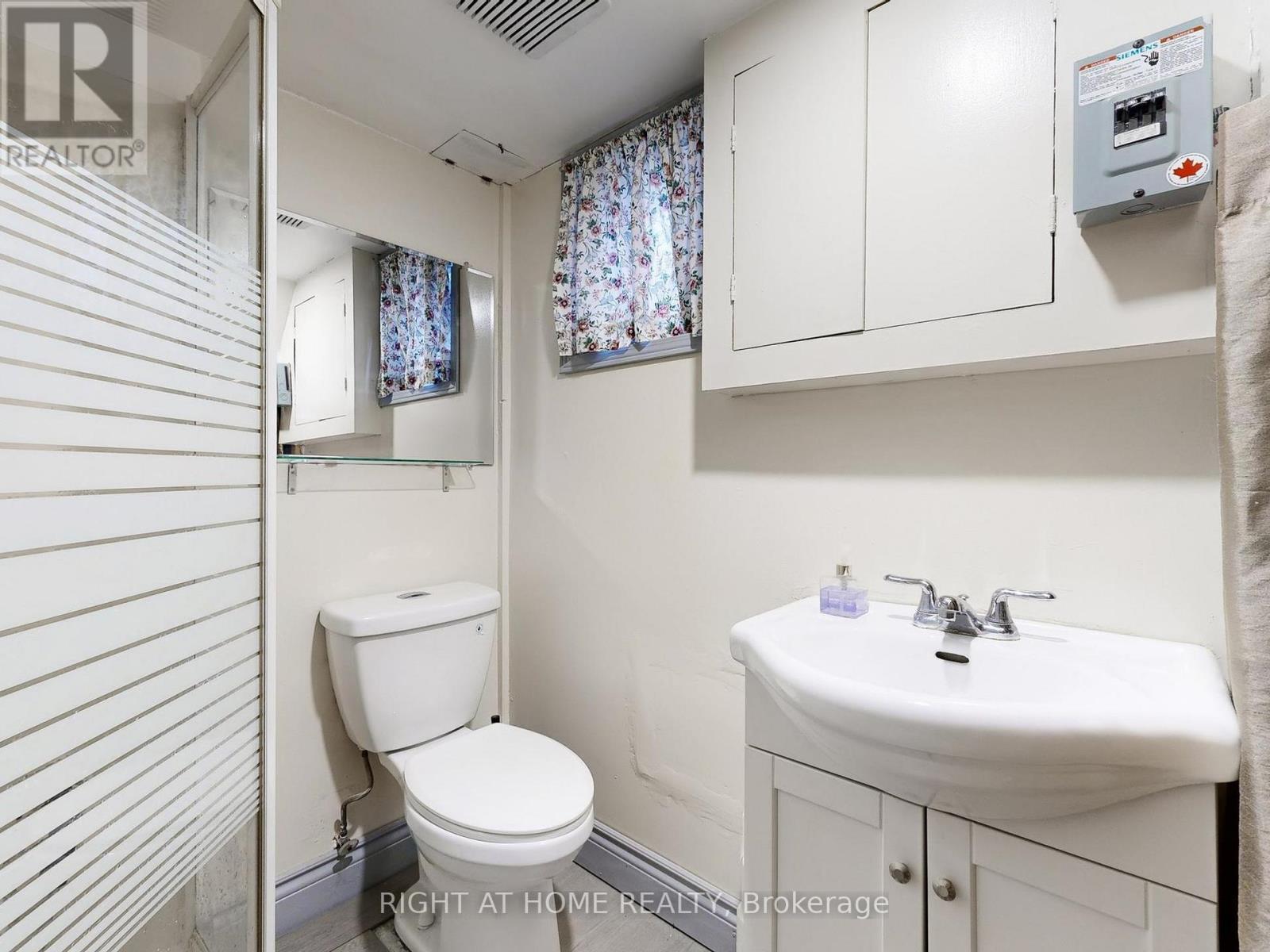 46 GLENSHEPHARD DRIVE - 41