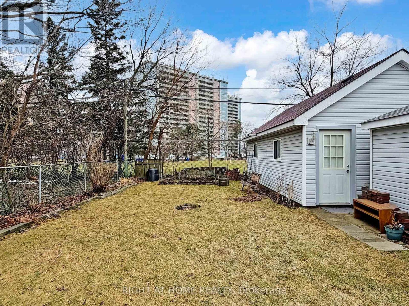 46 GLENSHEPHARD DRIVE - 9