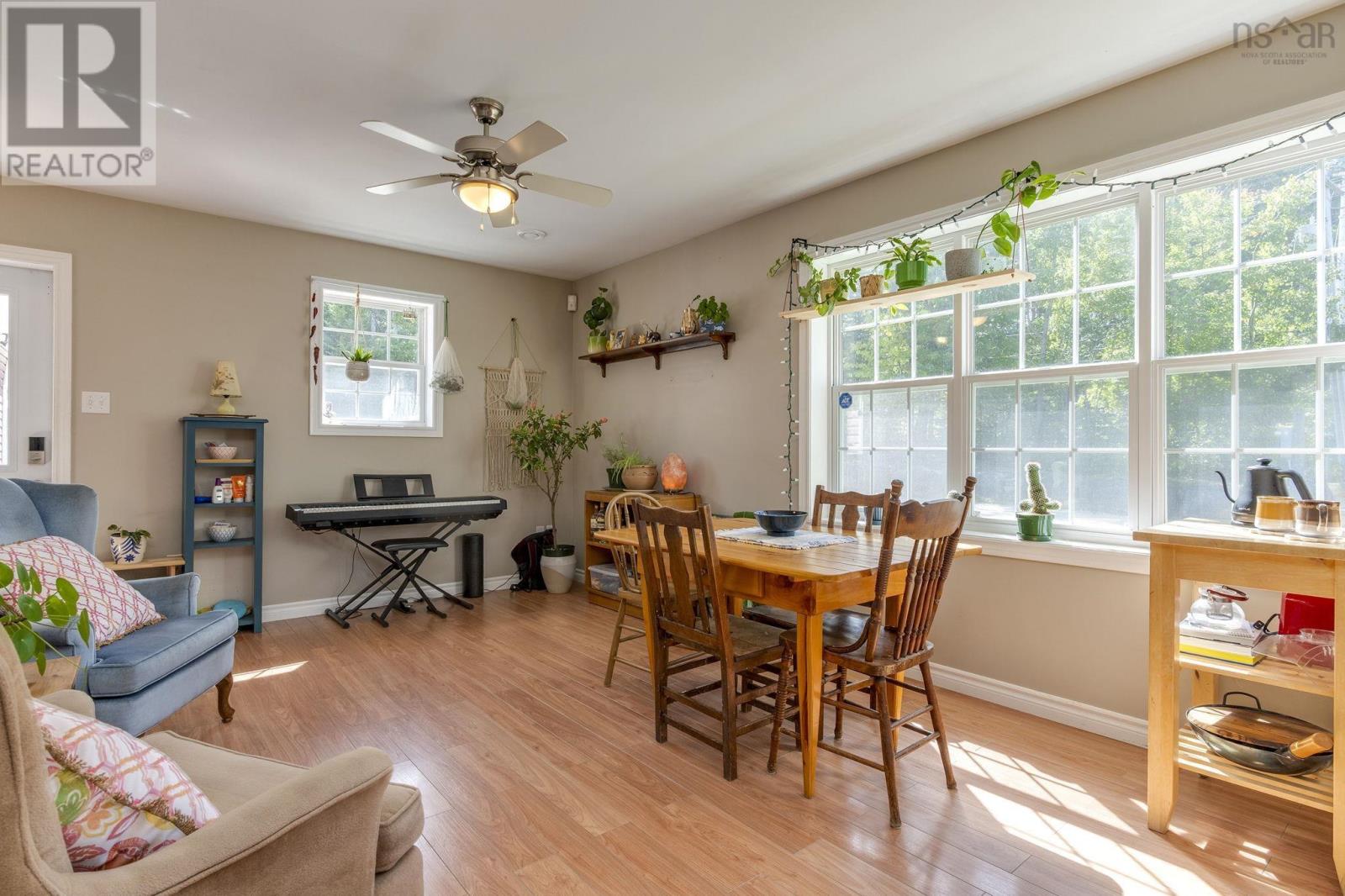 202 Mill Lake Road - 31