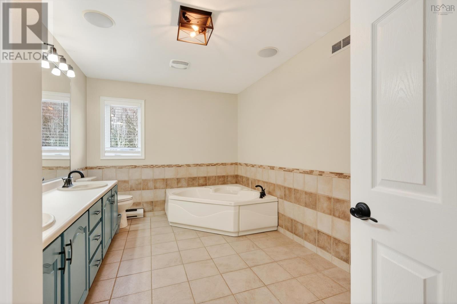 Property 27 of 48 of 4155 East Bay Highway