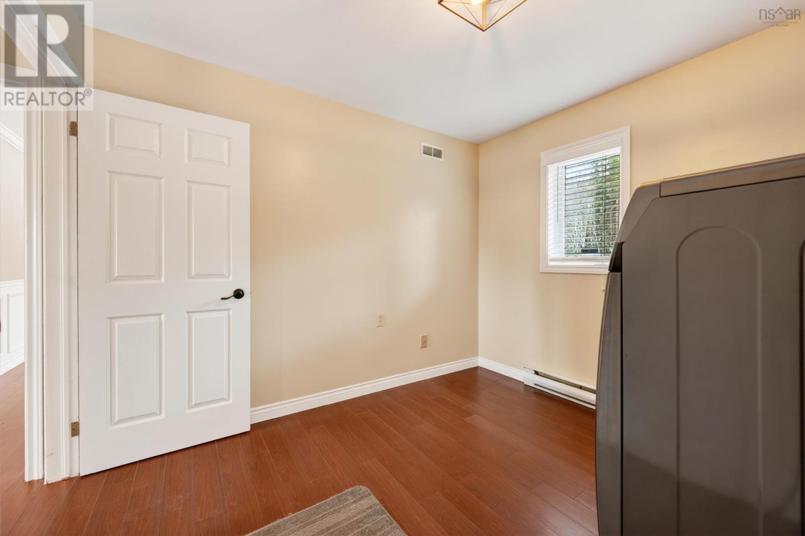 Property 9 of 48 of 4155 East Bay Highway