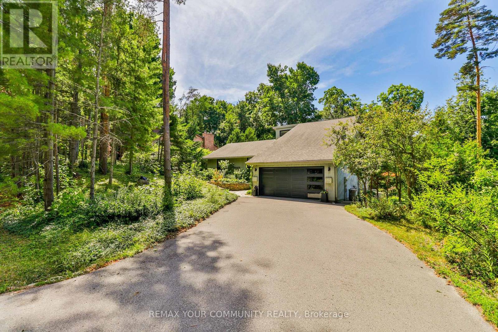 3792 FAIRWAY ROAD — photo 37