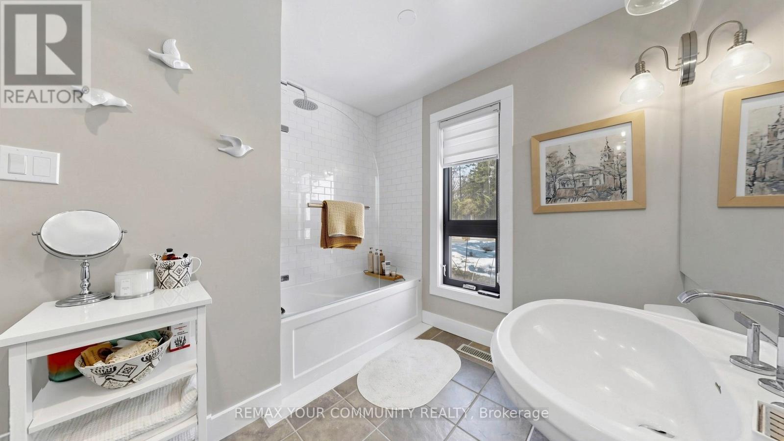 3792 FAIRWAY ROAD — photo 30