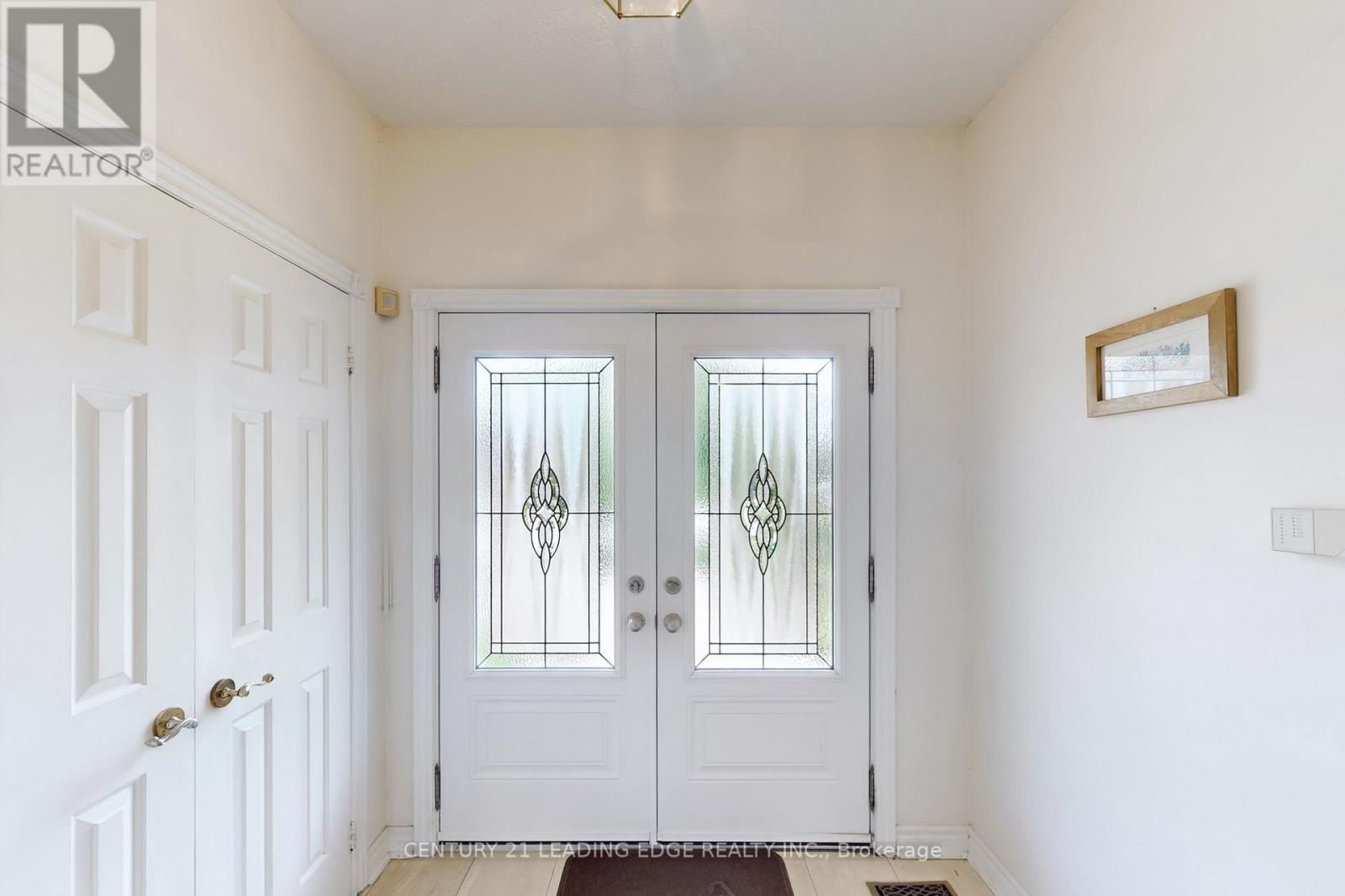 6 JEWETTS COURT - 18