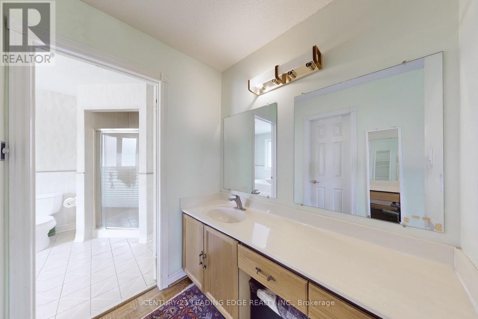 6 JEWETTS COURT - 24