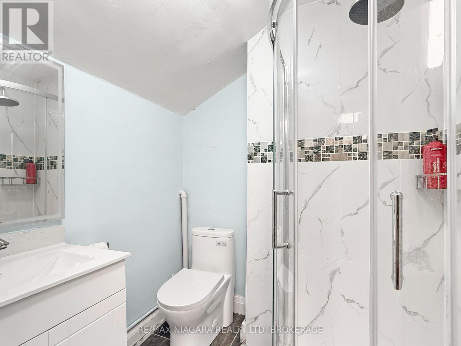 177 NIAGARA BOULEVARD — photo 15