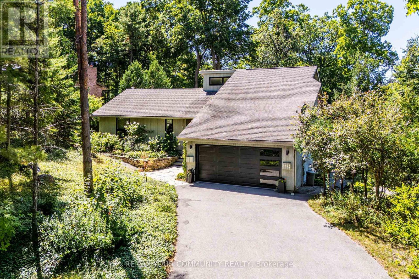 3792 FAIRWAY ROAD — photo 42