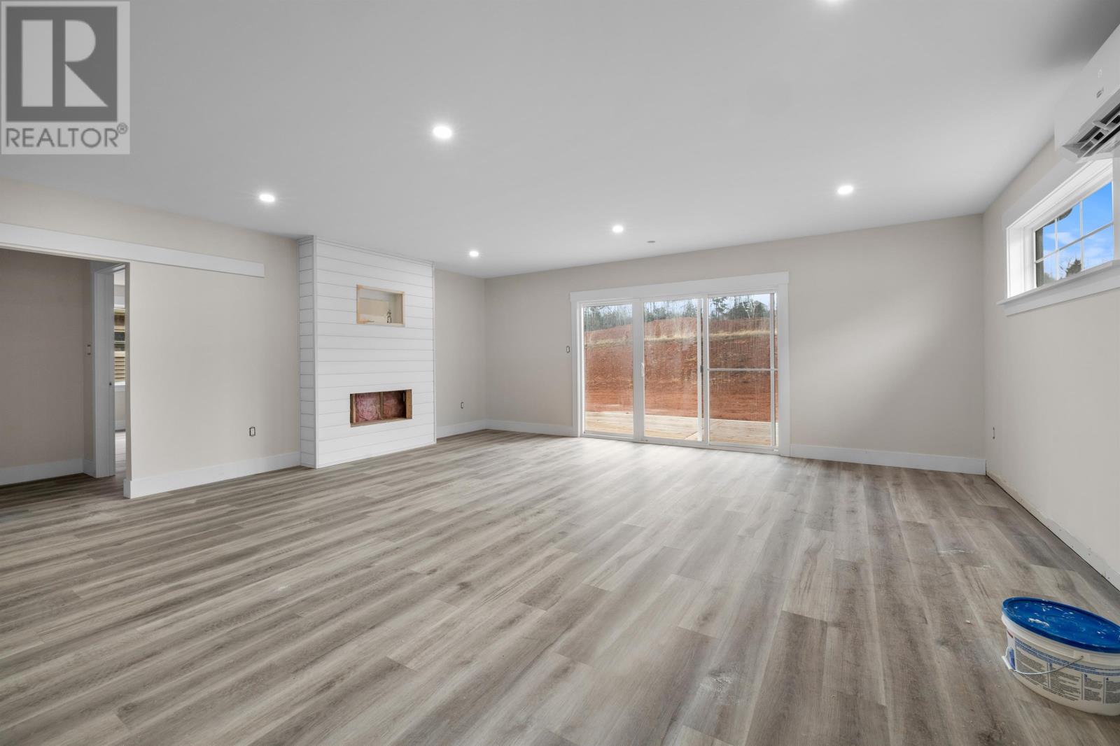 67 Alice Avenue - 4