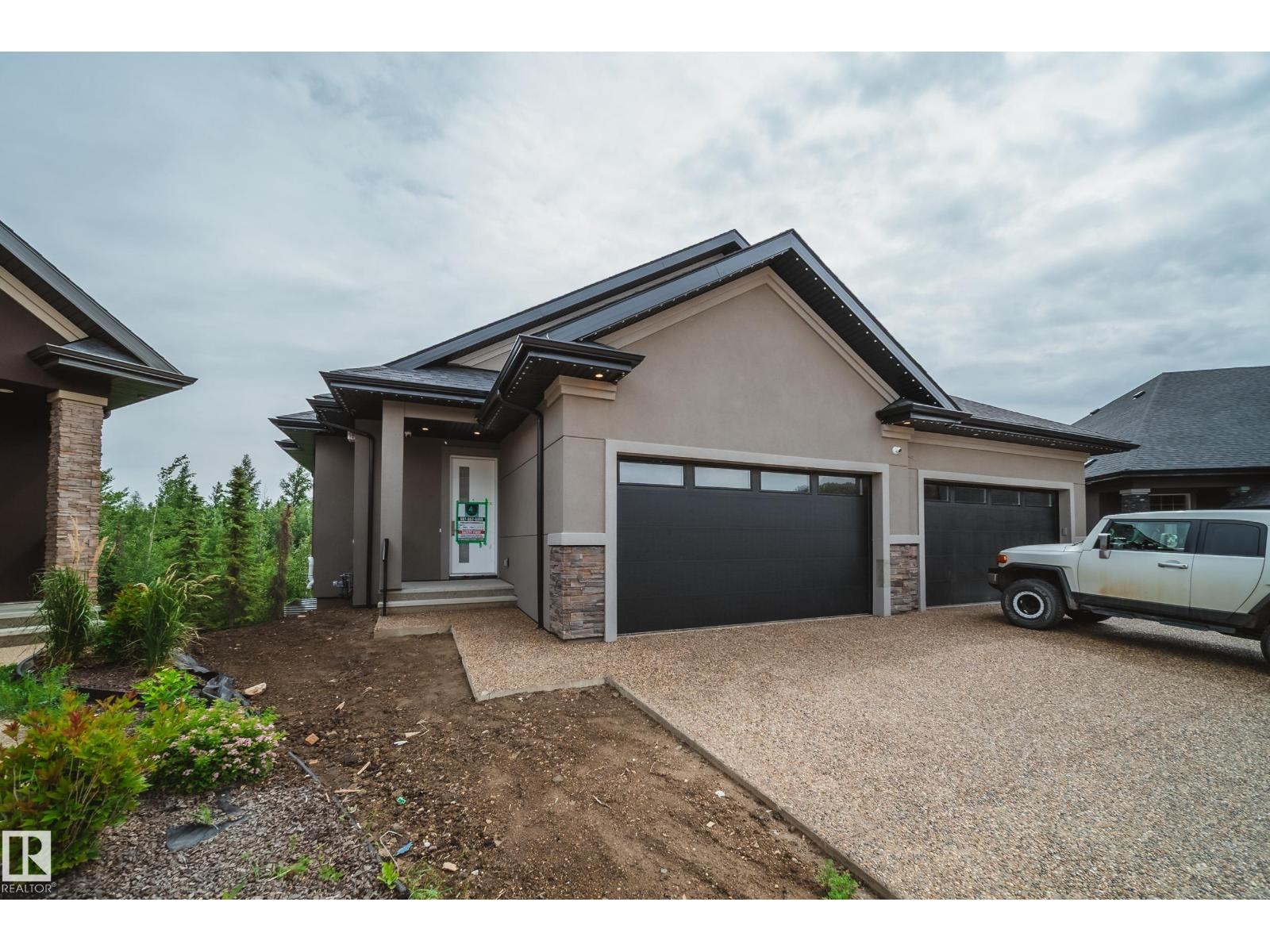#21 20425 93 AV NW - 3