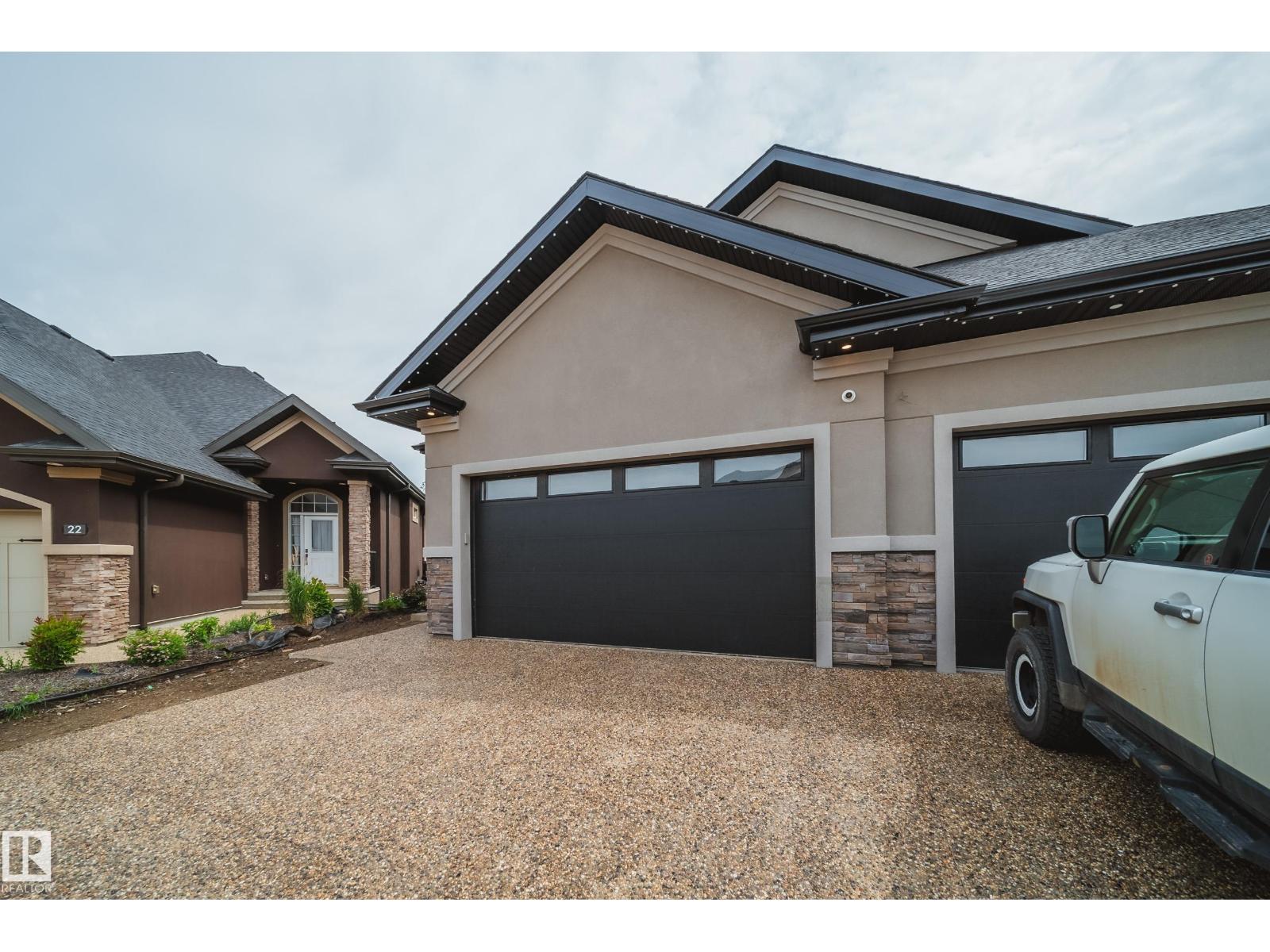 #21 20425 93 AV NW - 4