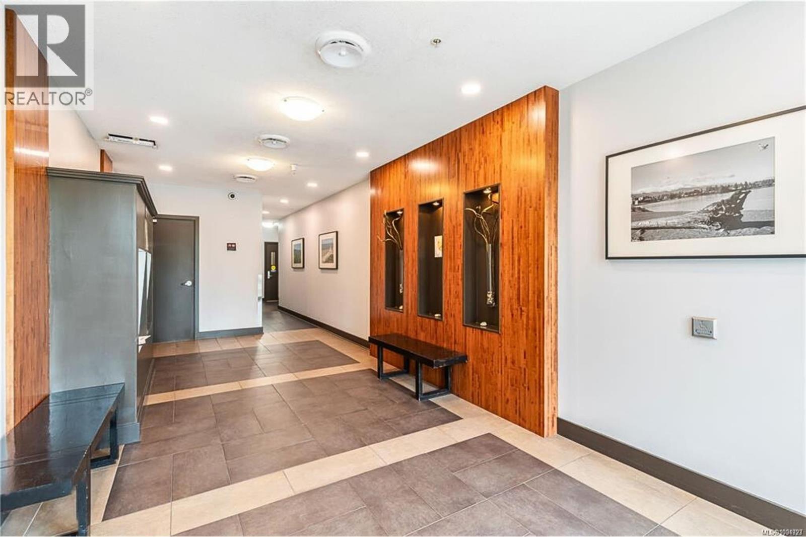 #206 194 BEACHSIDE DR - 13