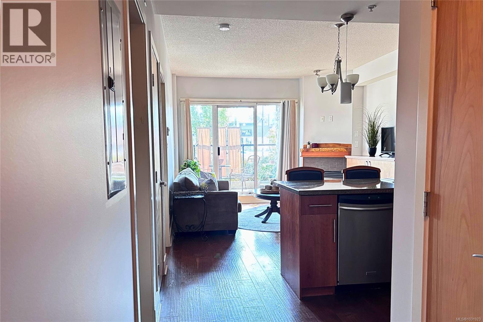 #206 194 BEACHSIDE DR - 16