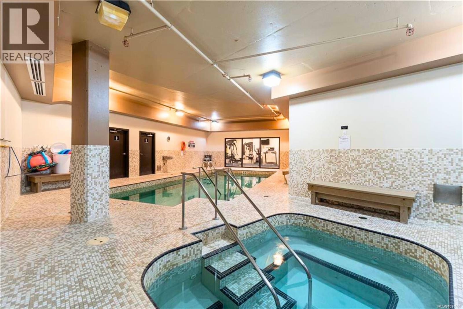 #206 194 BEACHSIDE DR - 8