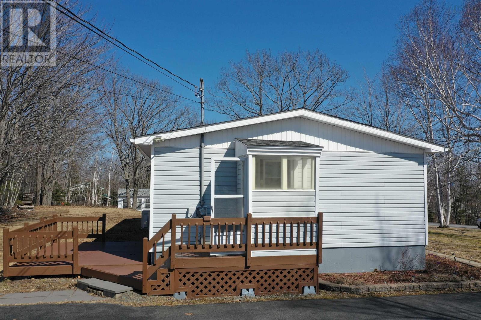 Property 9 of 48 of 73 Westview Drive